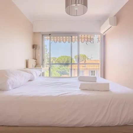 2 Pieces Lumineux Terrasse Ensoleillee 칸느