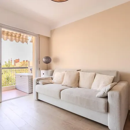 2 Pieces Lumineux Terrasse Ensoleillee *