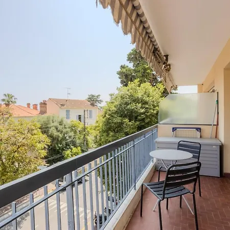 2 Pieces Lumineux Terrasse Ensoleillee 아파트 칸느